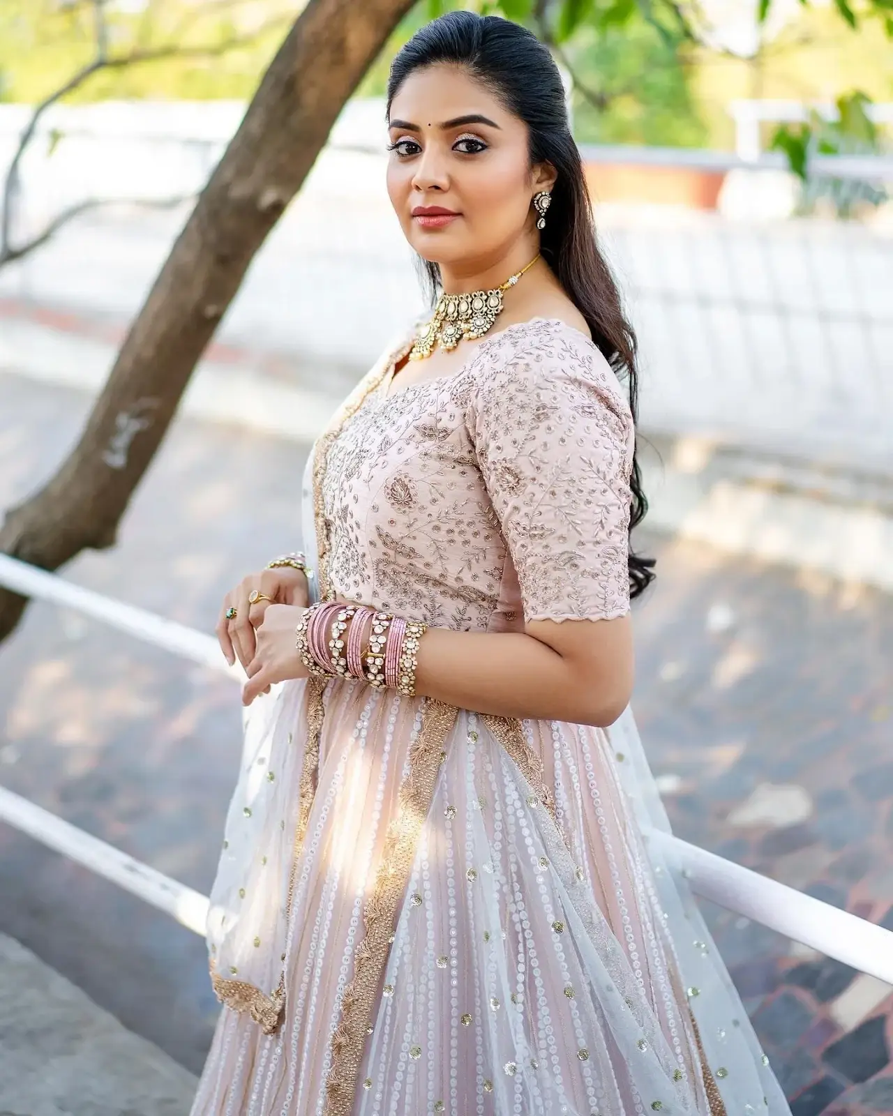 SREEMUKHI IN TRADITIONAL PINK LEHENGA CHOLI 11